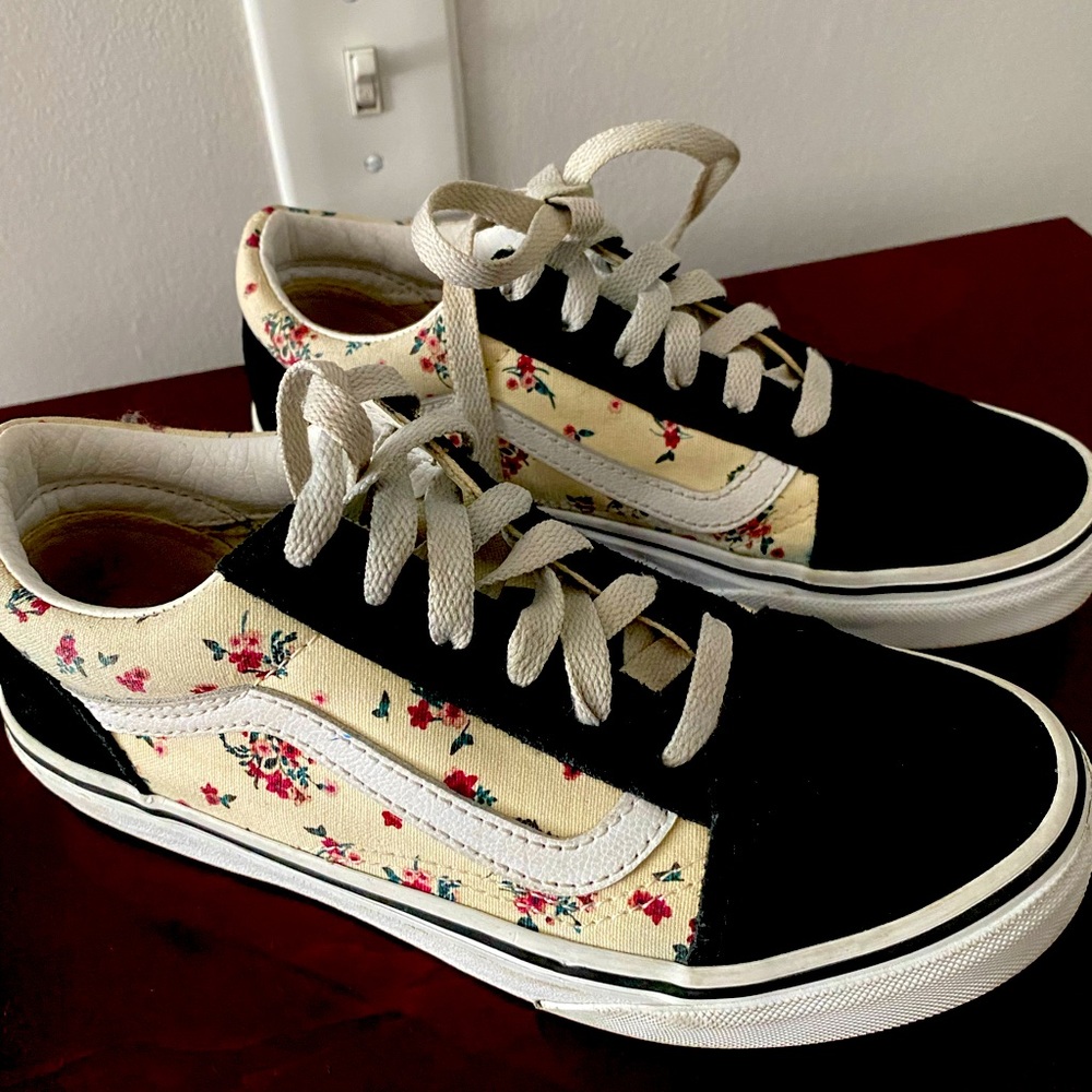 Girls Vans